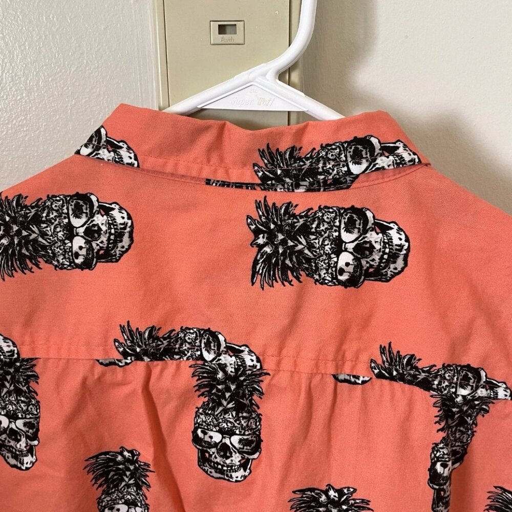 Pineapple Skull Button Down Shirt XL Coral Tropical Novelty Vacation Party - Picture 13 of 16